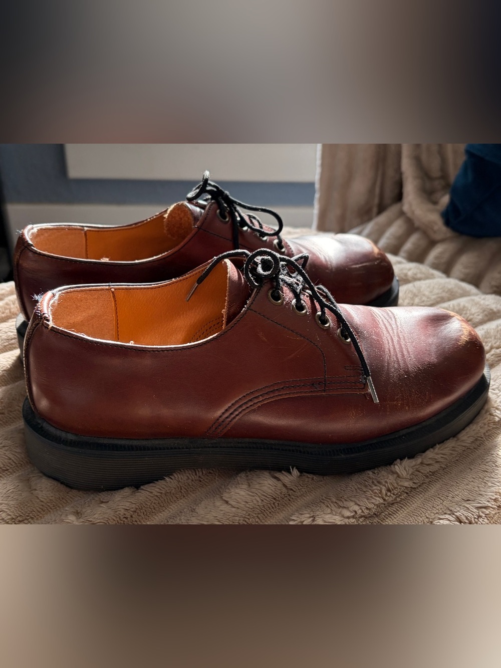 Dr Martens “Vintage 90s” Leather Shoes - Brown